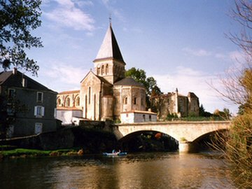 Mareuil sur Lay